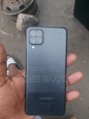 Samsung Galaxy A12 64 GB Black