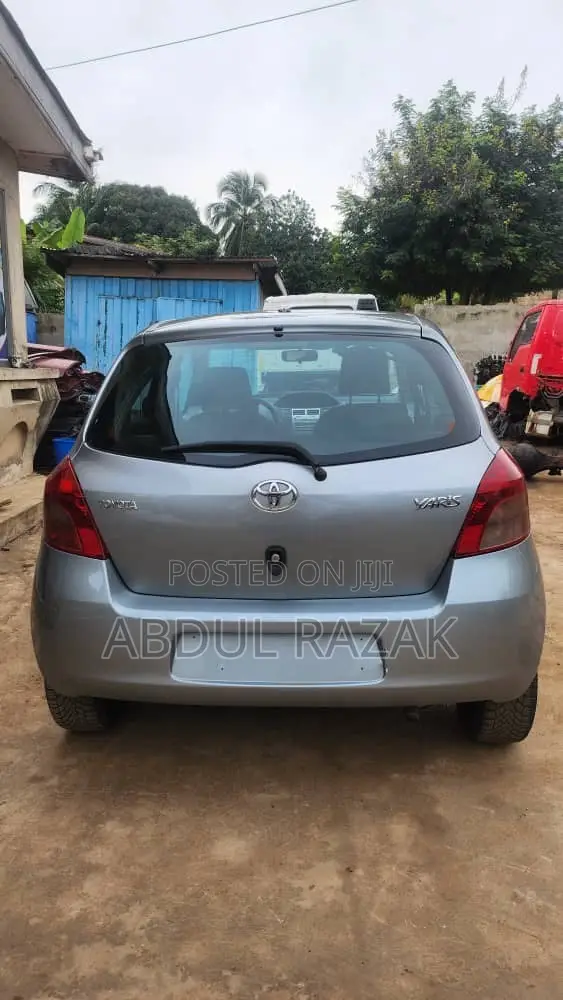 Toyota Yaris 2008 Silver
