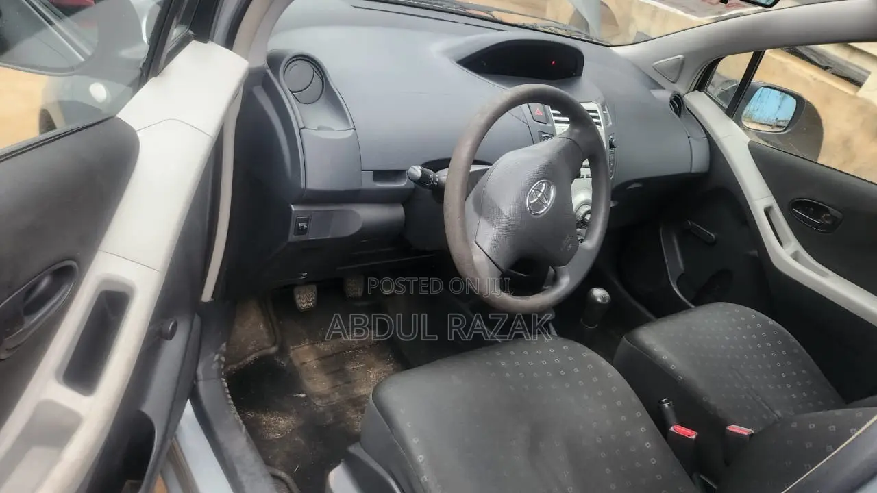 Toyota Yaris 2008 Silver
