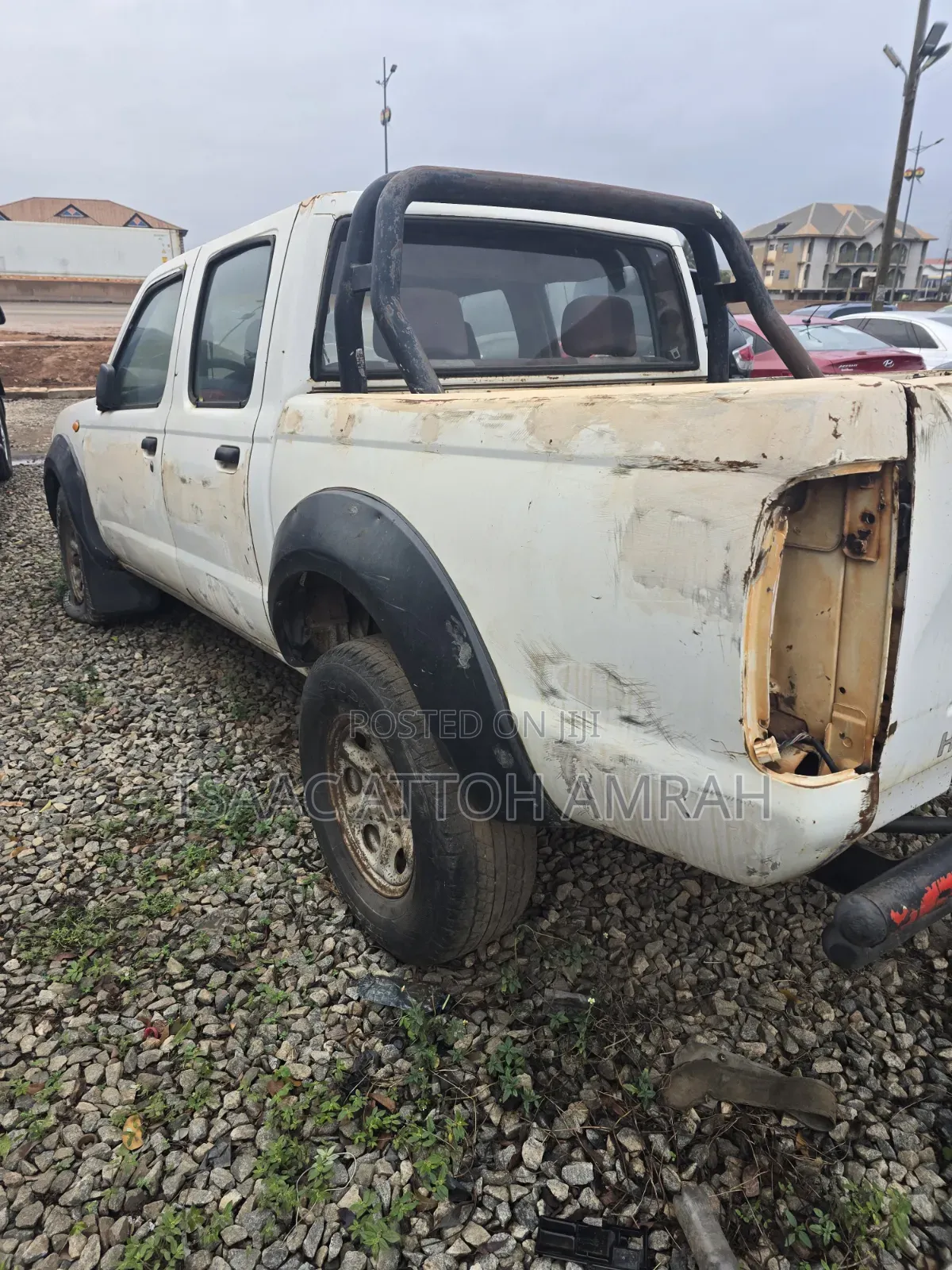 Nissan Hardbody 2014 White