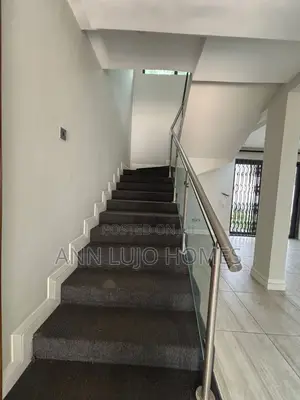 3bdrm Townhouse/Terrace in Ghana Link Area for sale