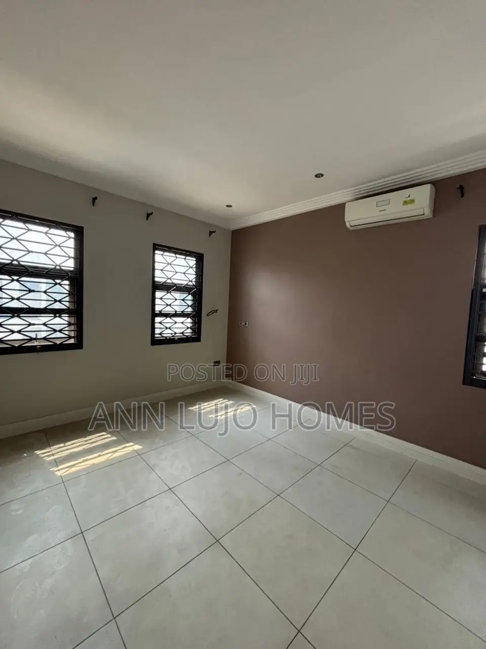 3bdrm Townhouse/Terrace in Ghana Link Area for sale