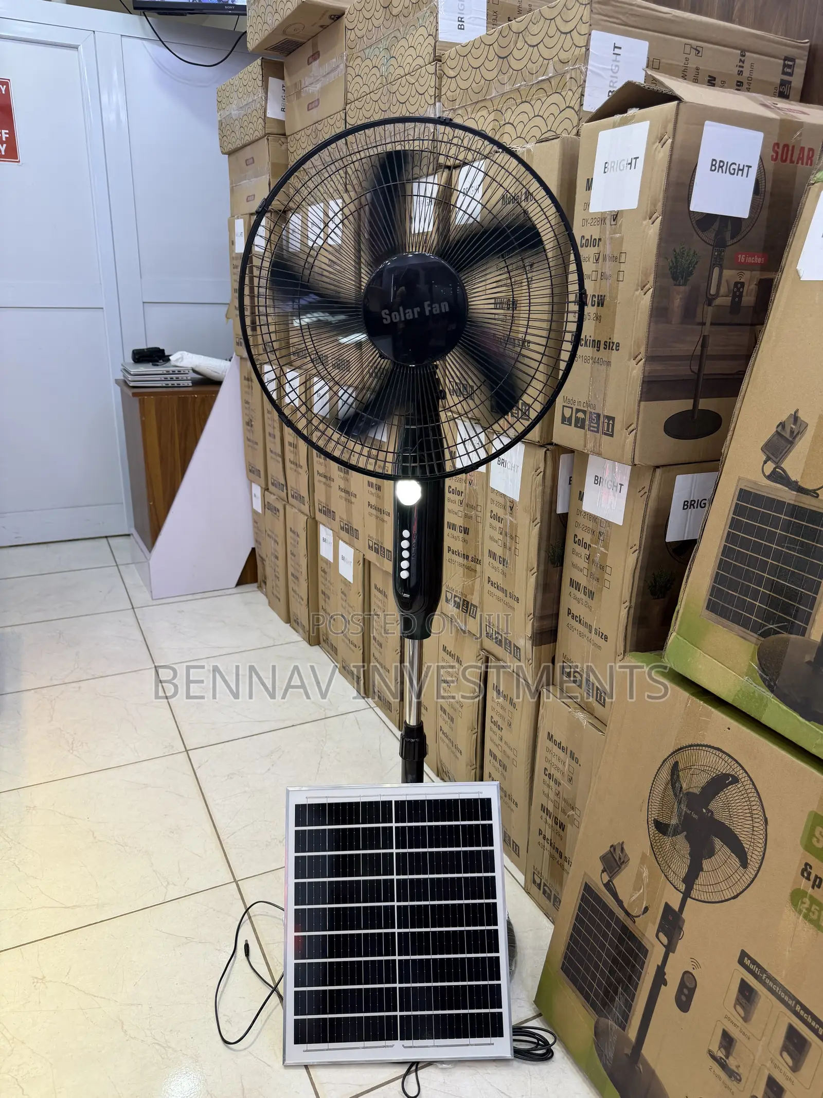 16 Inches Electric and Solar Rechargeable Fan