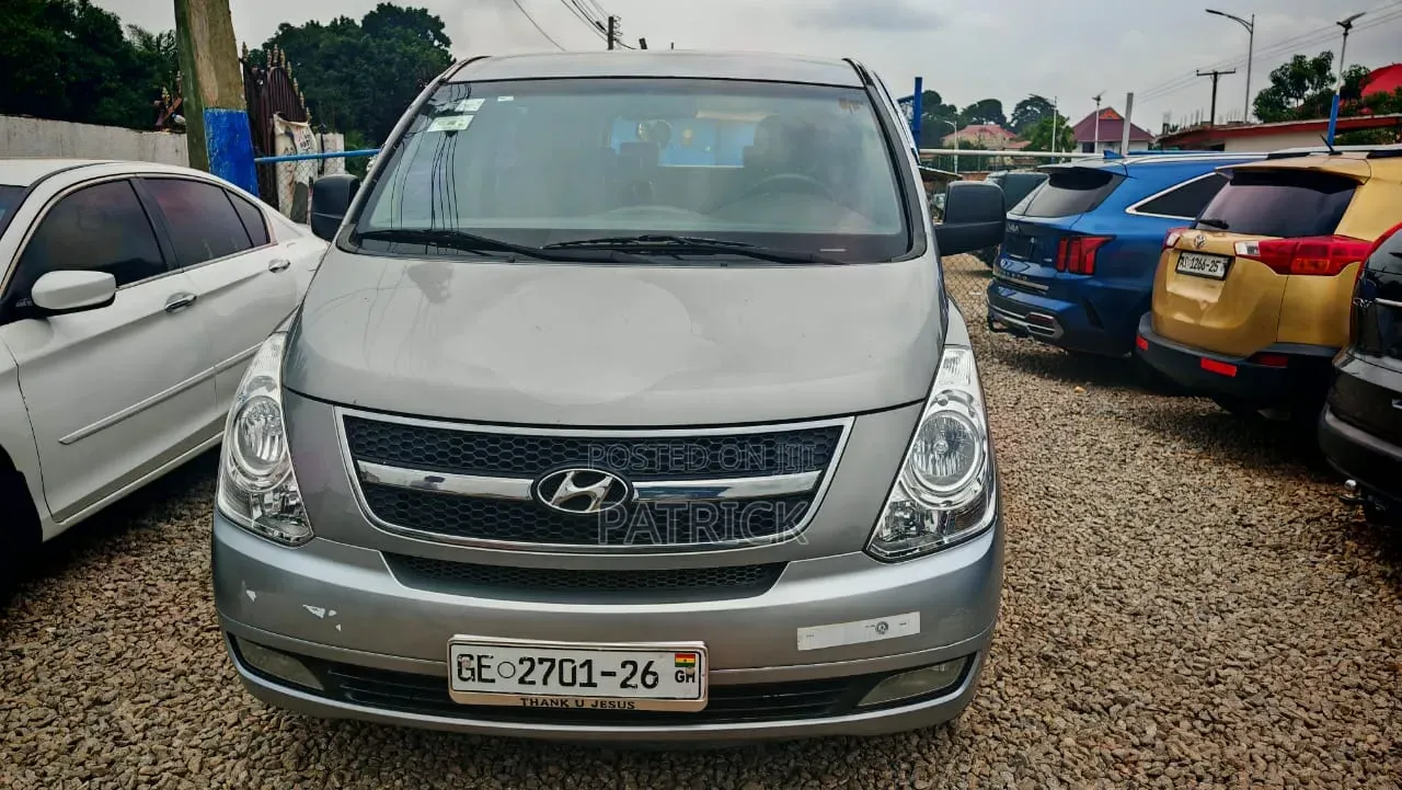 Hyundai Starex 2013 Silver