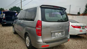 Hyundai Starex 2013 Silver