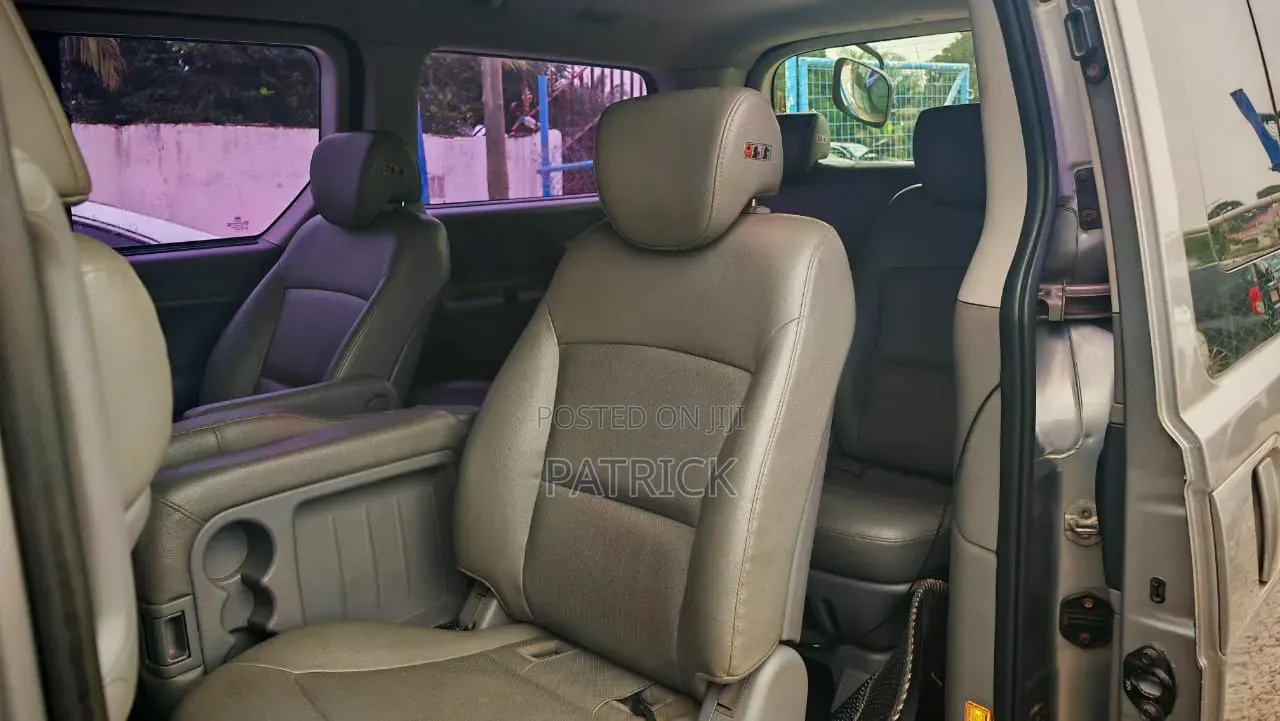 Hyundai Starex 2013 Silver