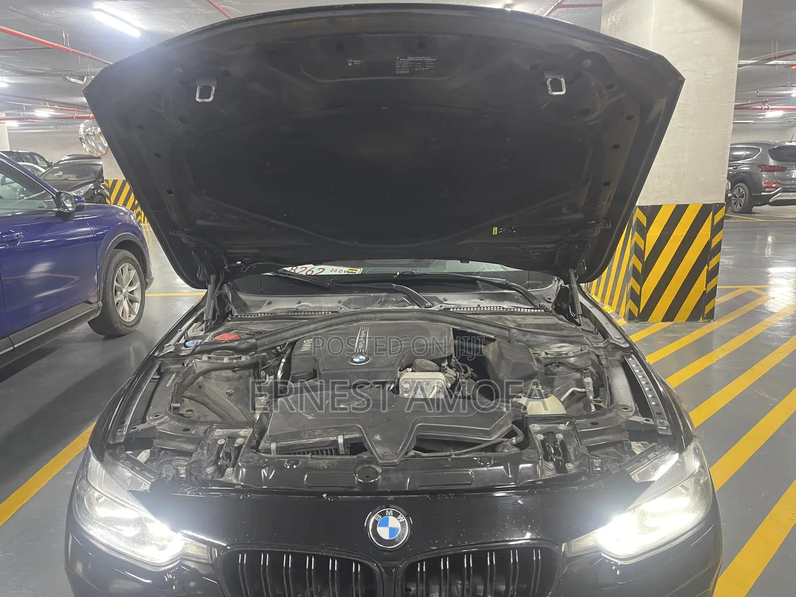 BMW 320i Sedan RWD 2017 Black