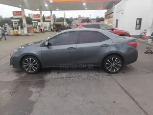 Toyota Corolla 2018 Gray