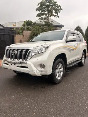 Toyota Land Cruiser Prado 2.7 2017 White