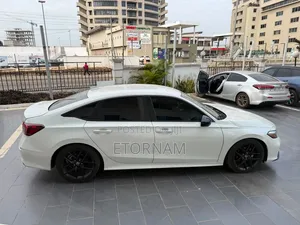 Honda Civic 2025 White