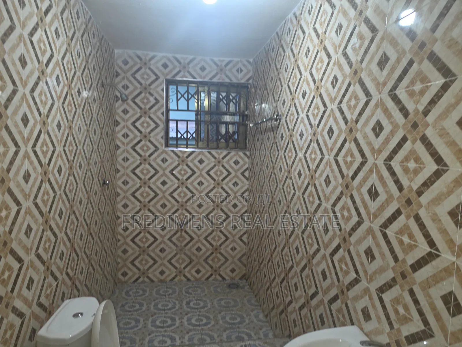 1bdrm Apartment in Fredimens Real, Afigya-Kwabre for rent