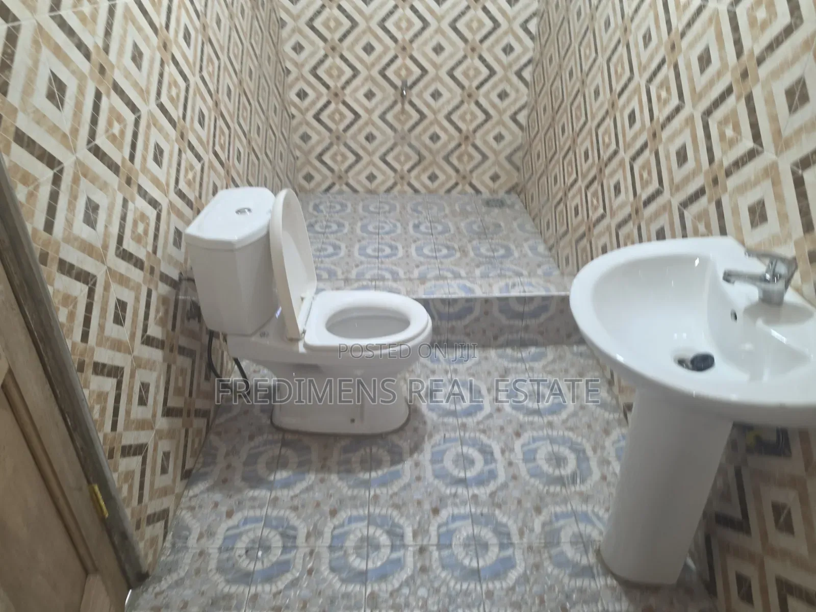 1bdrm Apartment in Fredimens Real, Afigya-Kwabre for rent
