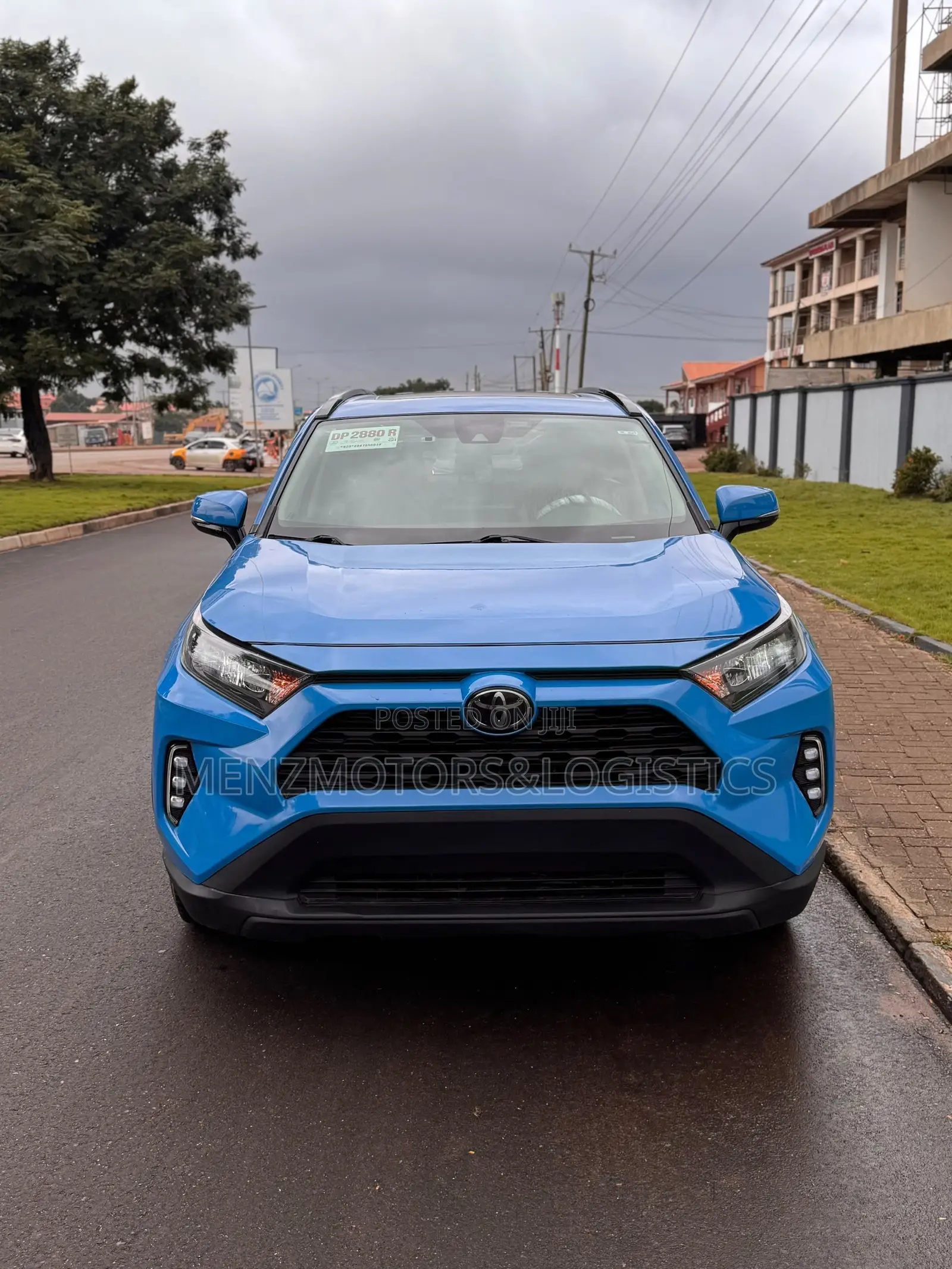 Toyota RAV4 XLE AWD 2019 Blue