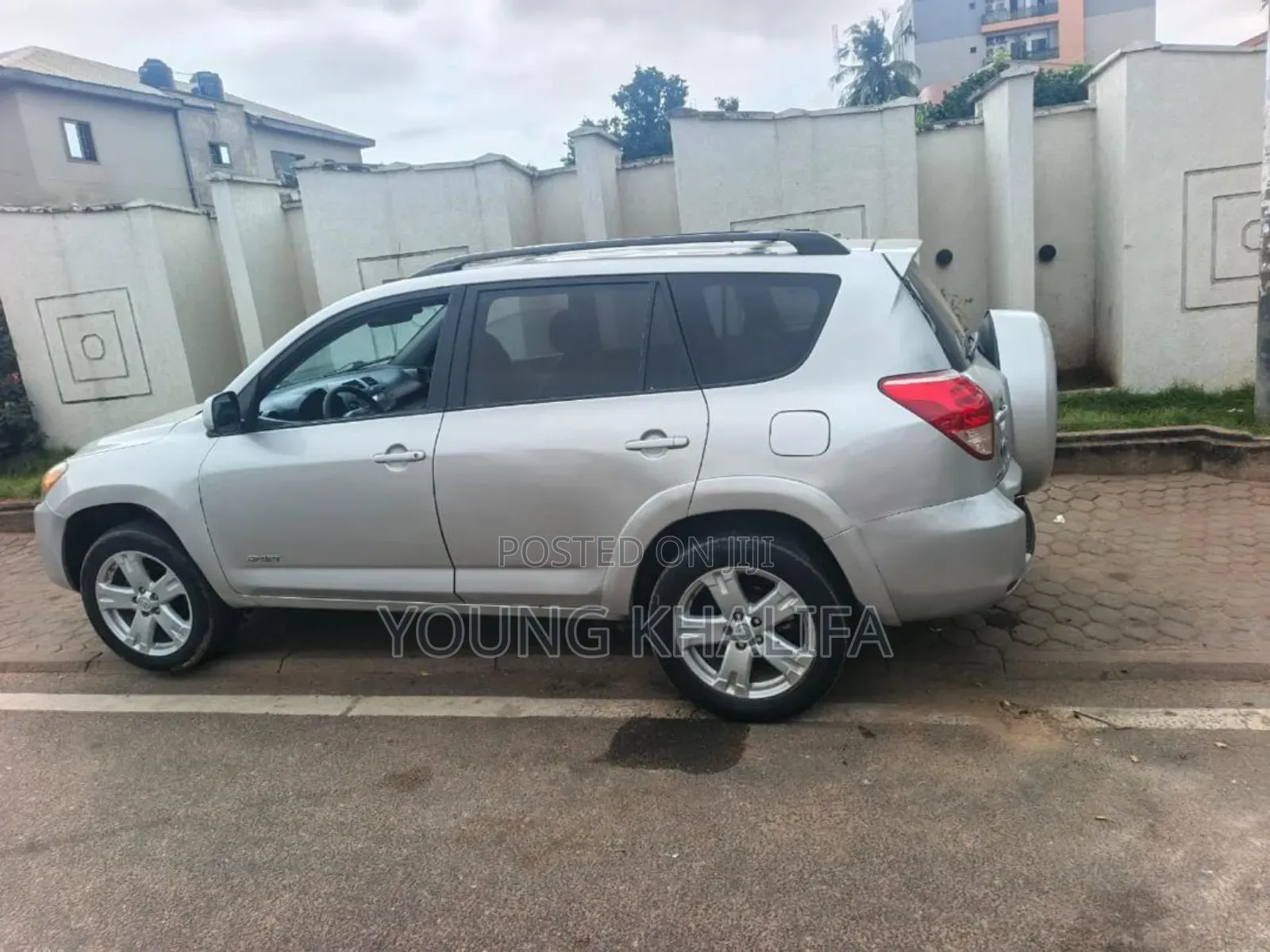 Toyota RAV4 2012 Silver