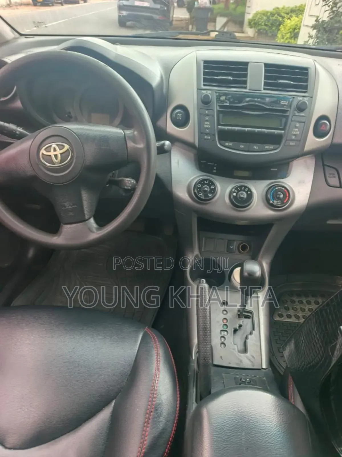 Toyota RAV4 2012 Silver