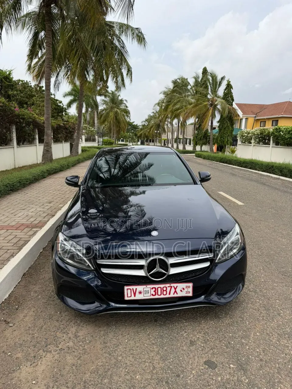 Mercedes-Benz C300 2017 Black