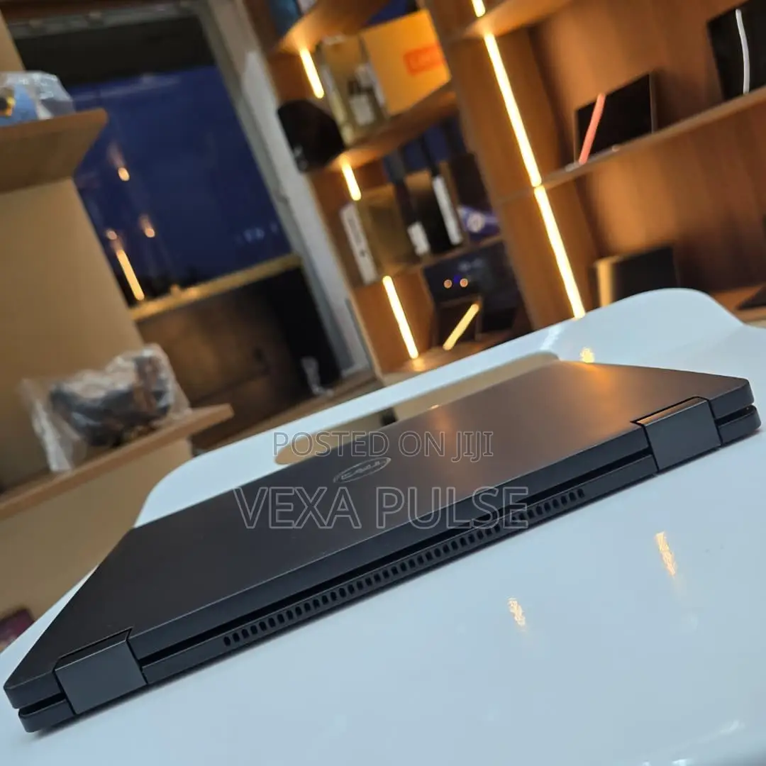 Laptop Dell Latitude 7390 2-in-1 16GB Intel Core i5 SSD 256GB