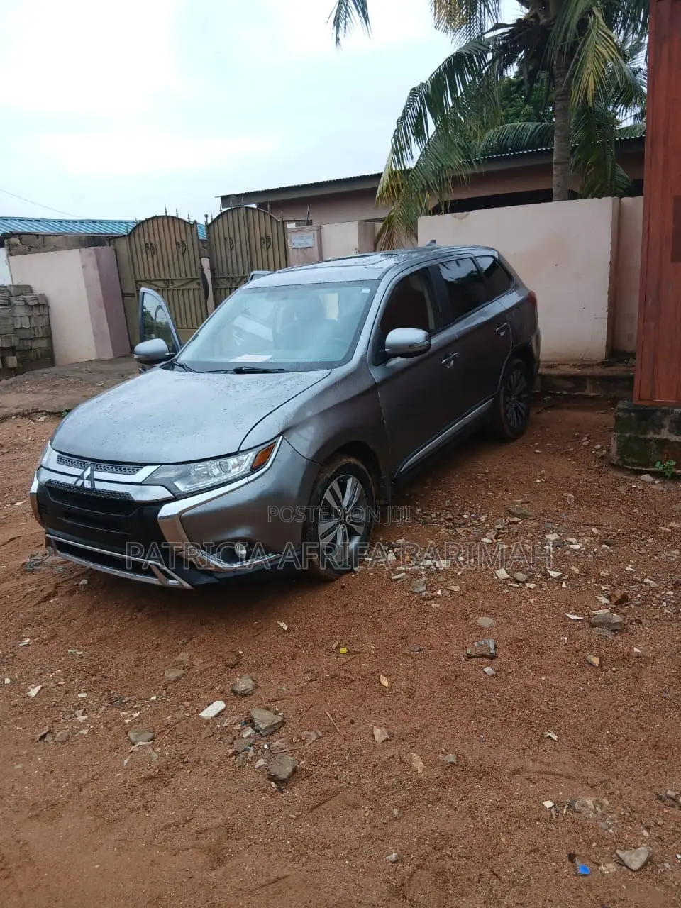 Mitsubishi Outlander 2018 Gray