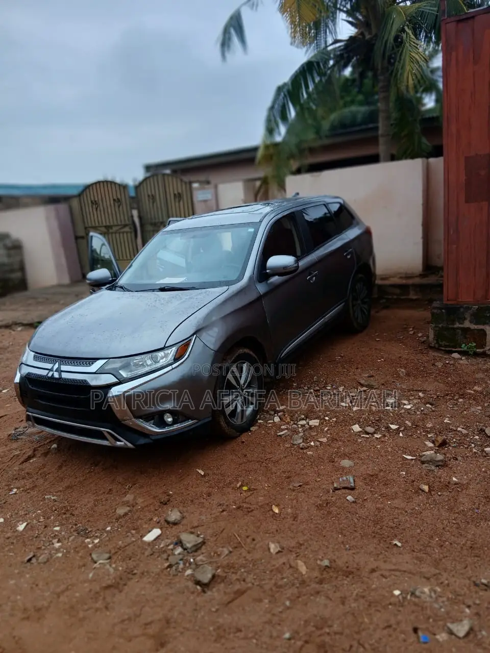Mitsubishi Outlander 2018 Gray