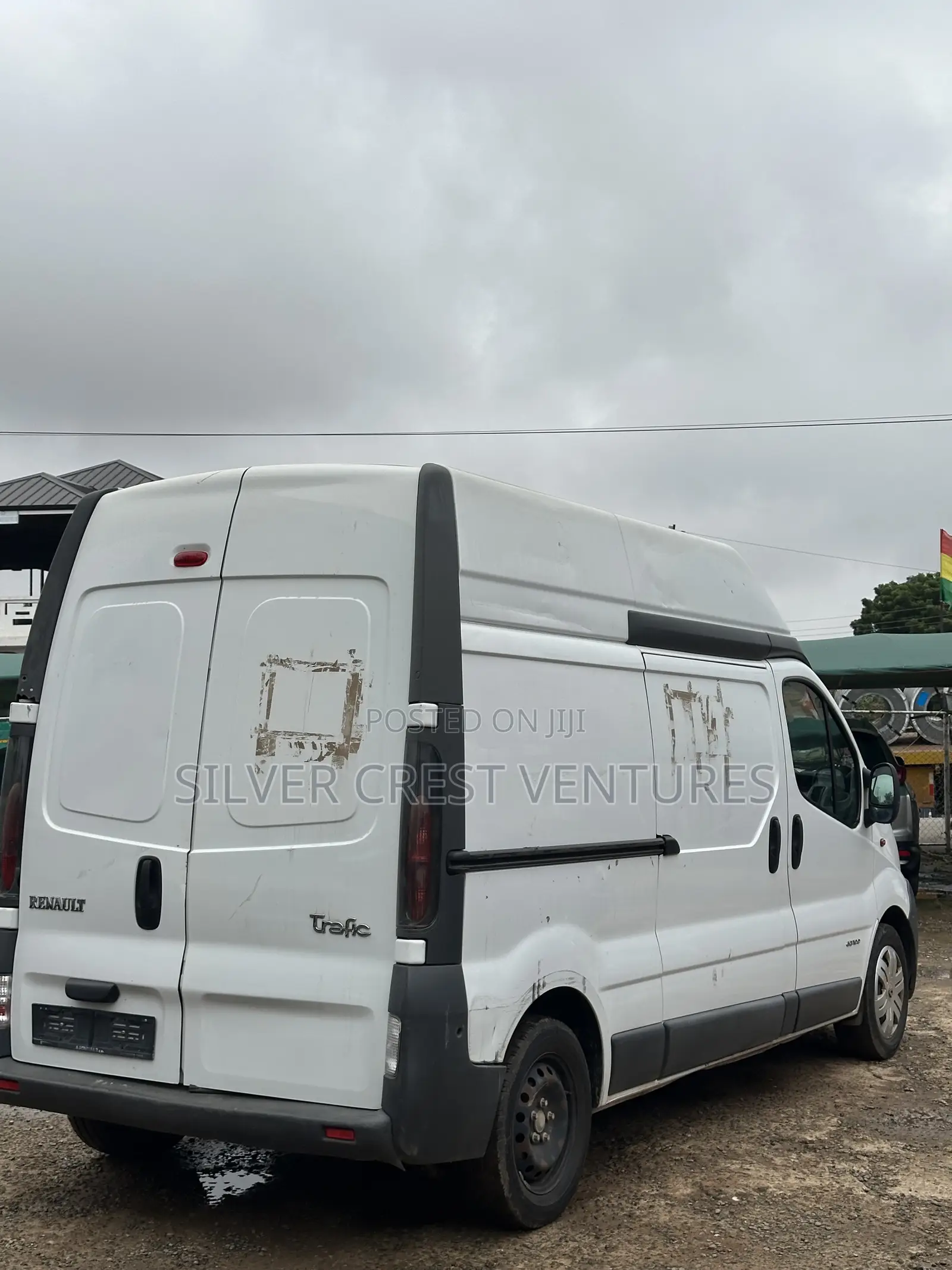 Renault Traffic 2012 White