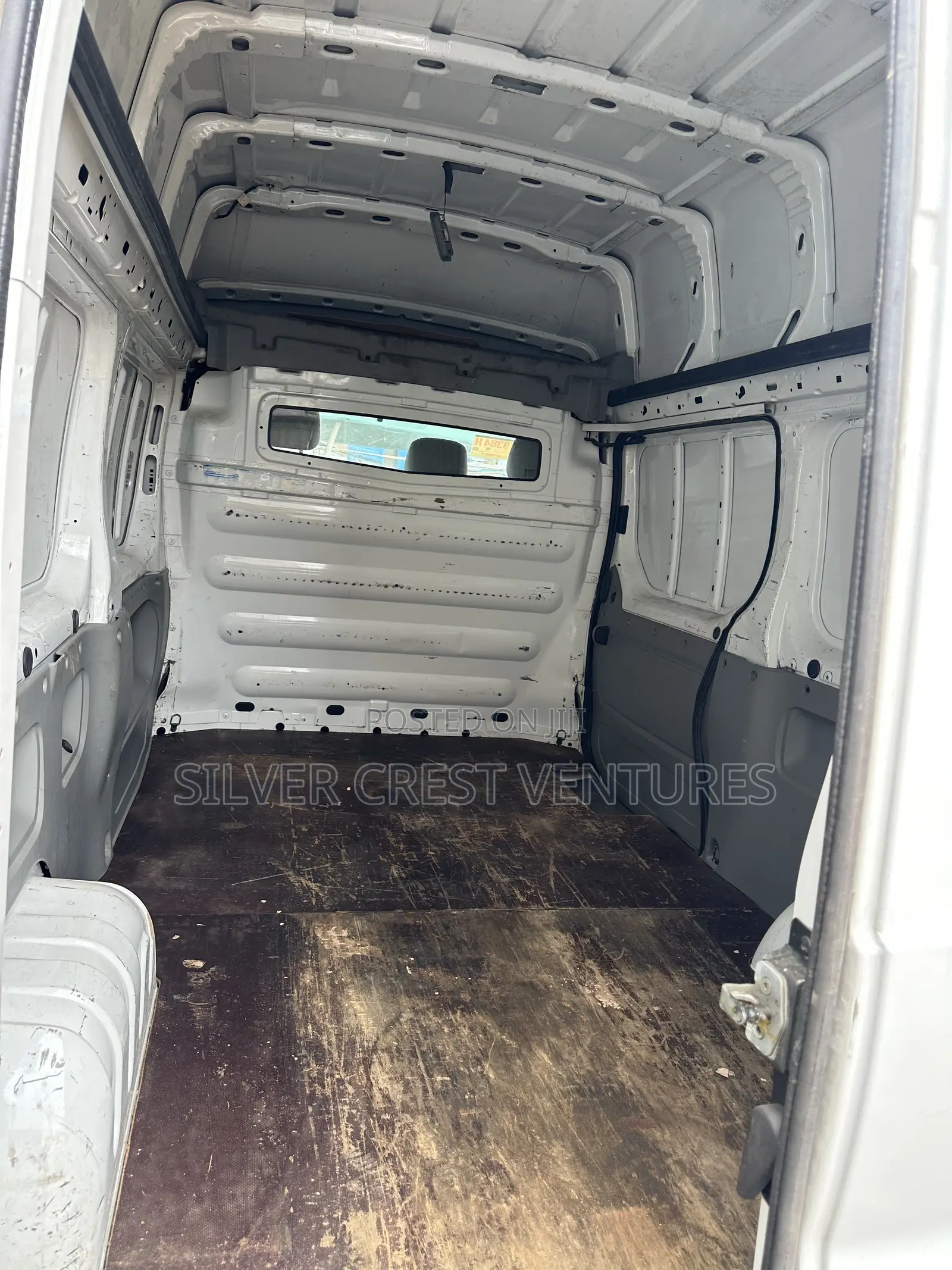 Renault Traffic 2012 White