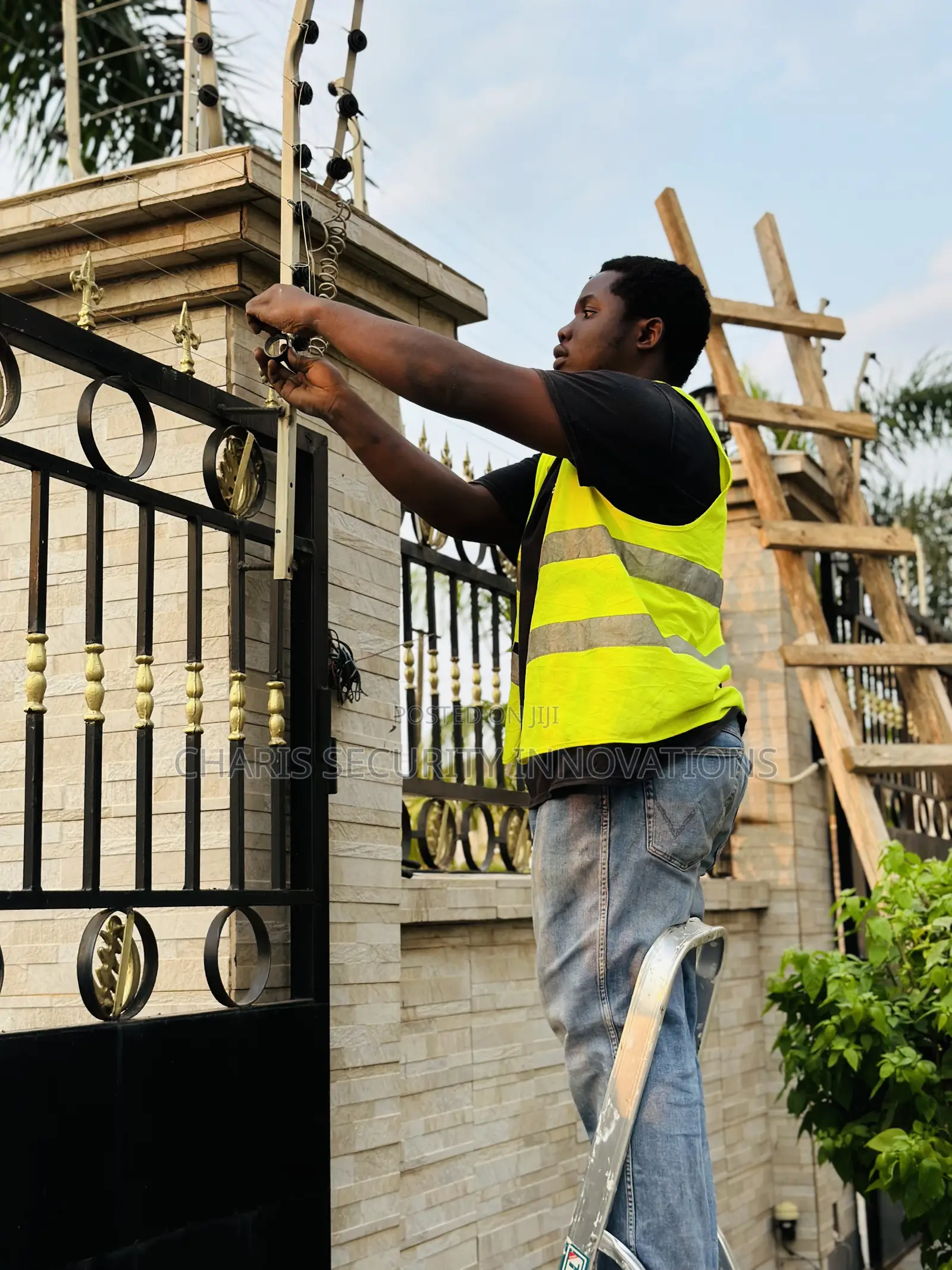 Reliable Electric Fence Installation to Keep Unwanted Intruders Away.