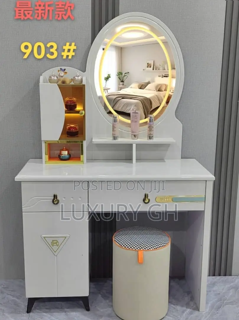 Vanity Set
