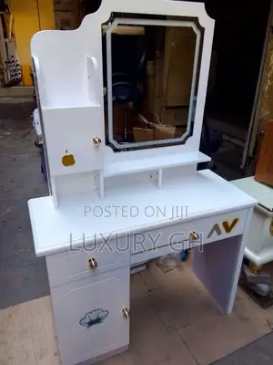 Vanity Set