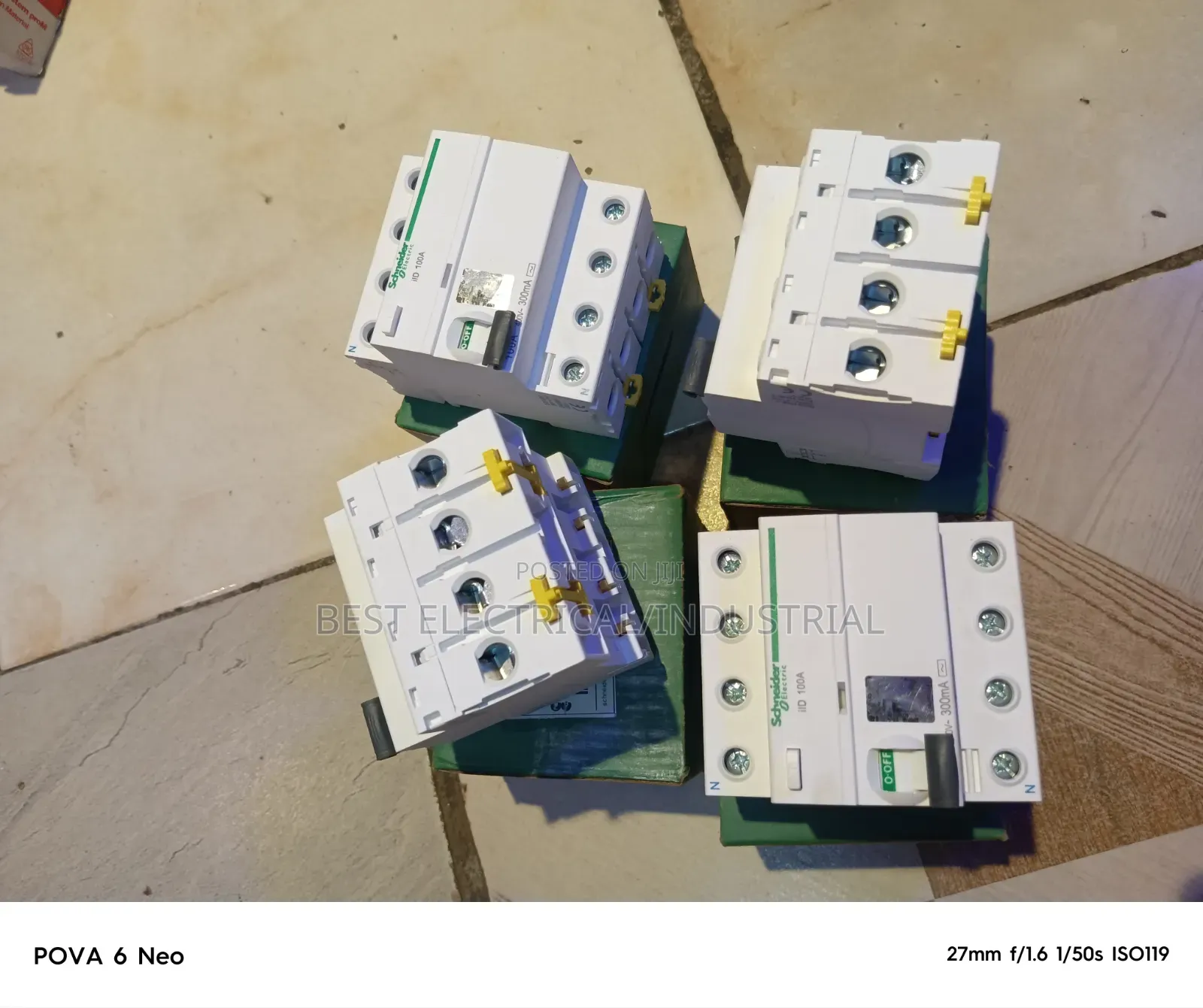 Schneider 4 Pole RCCB Breaker 100A
