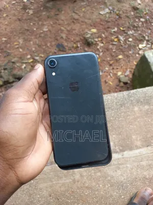 Apple iPhone XR 64 GB Black