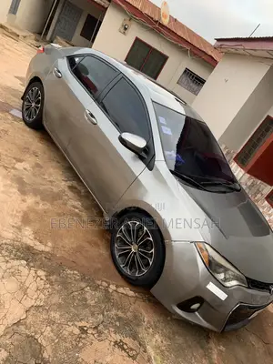 Toyota Corolla S Plus 4dr Sedan (1.8L 4cyl CVT) 2015 Gray