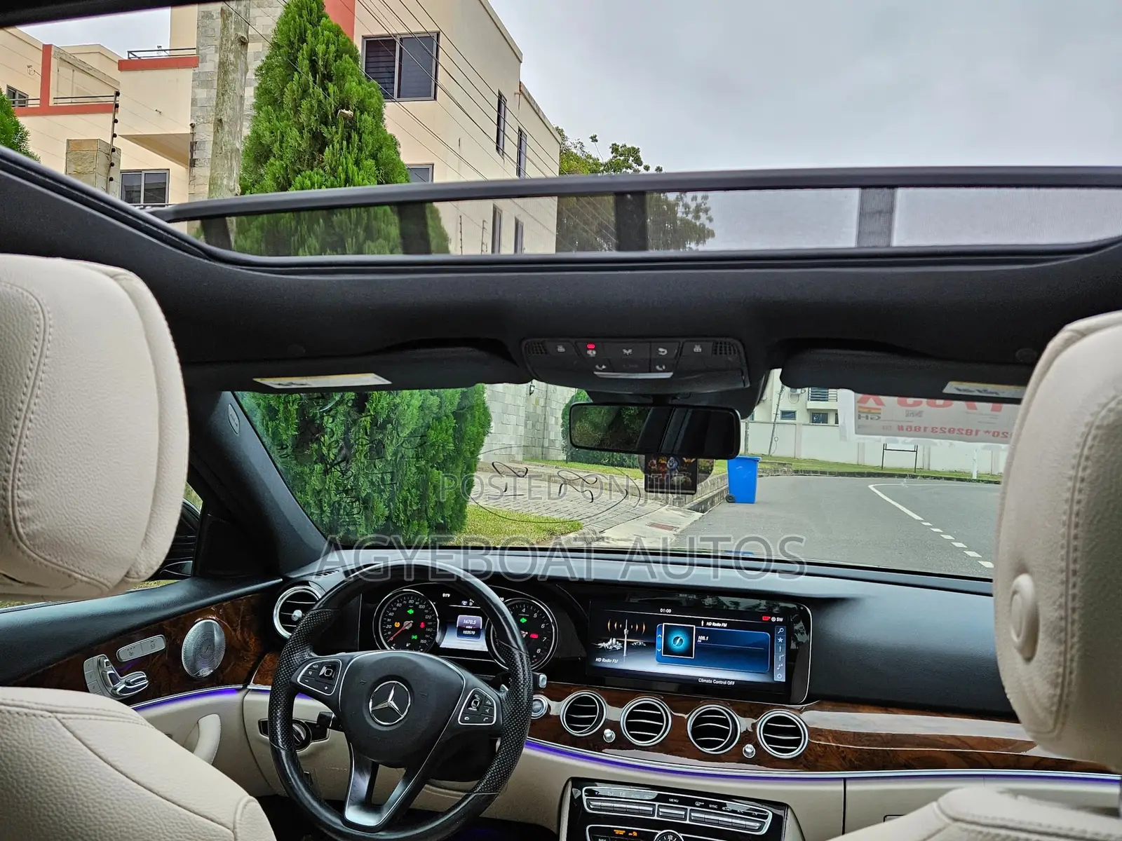 Mercedes-Benz E300 4Matic AWD Sedan (2.0L 4cyl 9A) 2017 Black