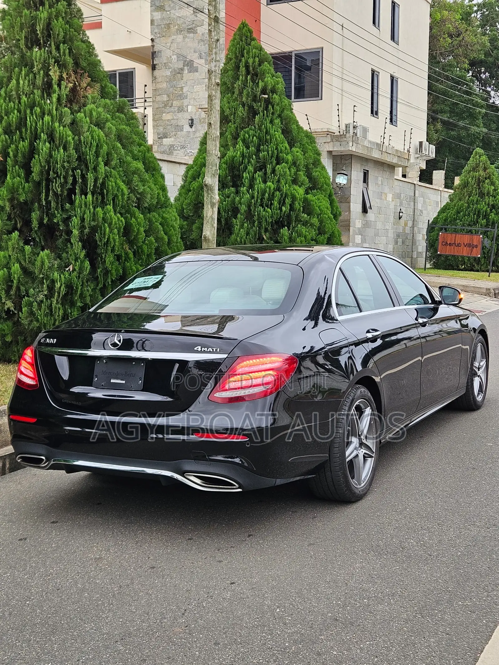Mercedes-Benz E300 4Matic AWD Sedan (2.0L 4cyl 9A) 2017 Black