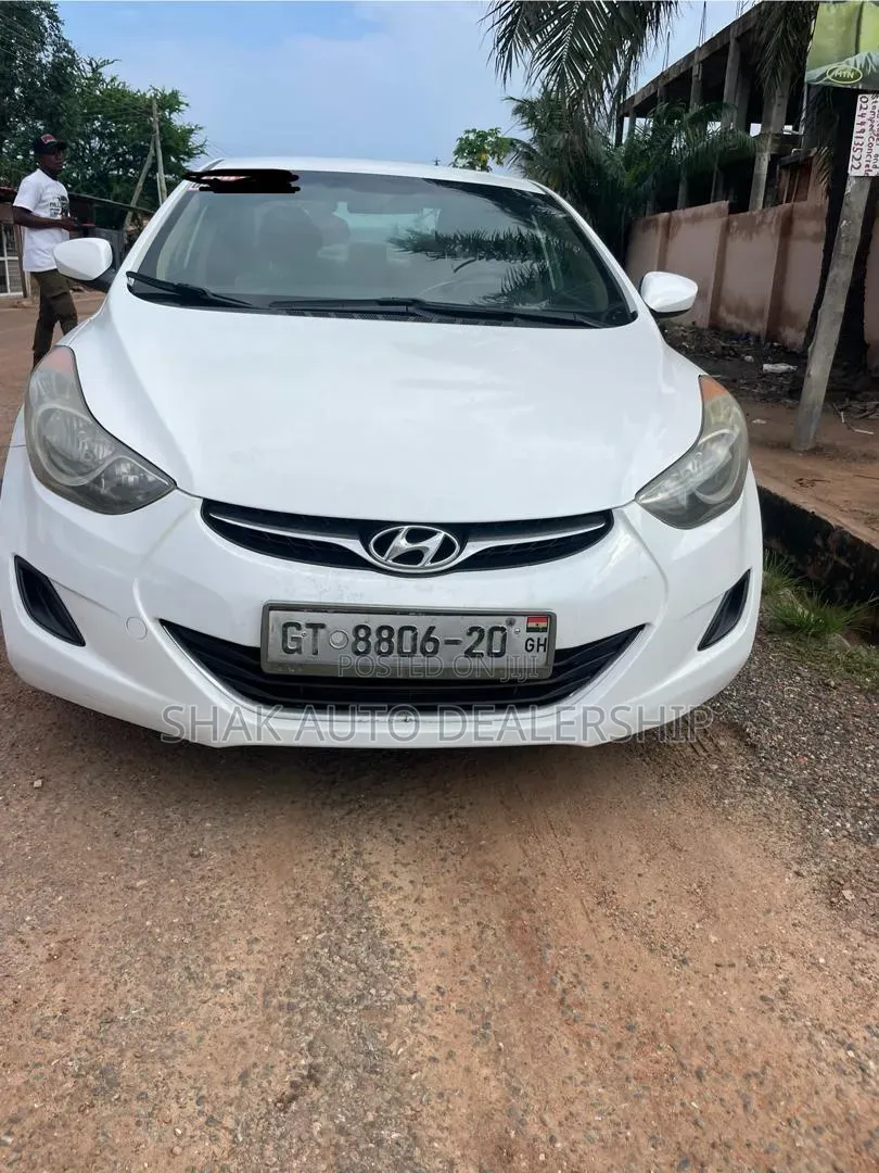 Hyundai Elantra 2013 White