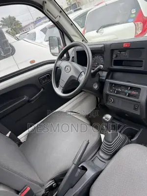 Daihatsu Ayla 2015 White