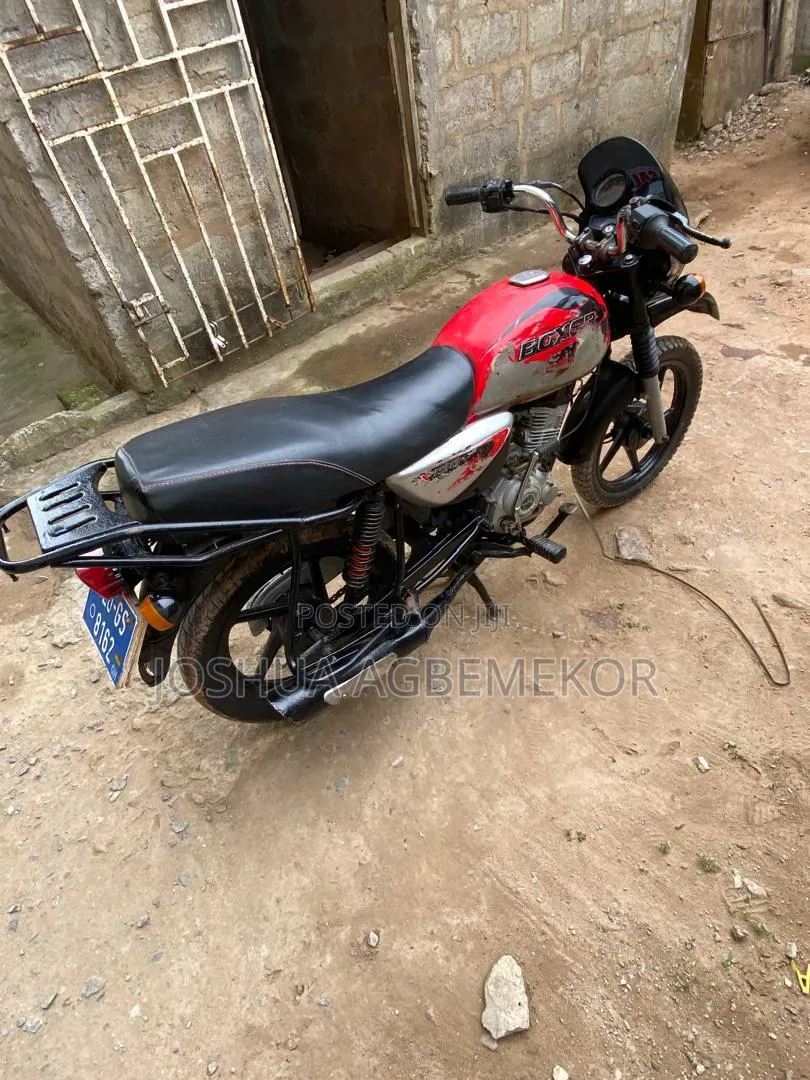 Bajaj Boxer 2020 Red