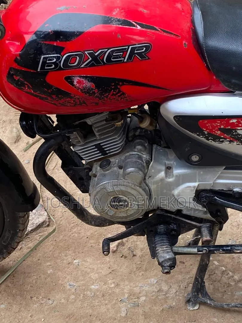 Bajaj Boxer 2020 Red