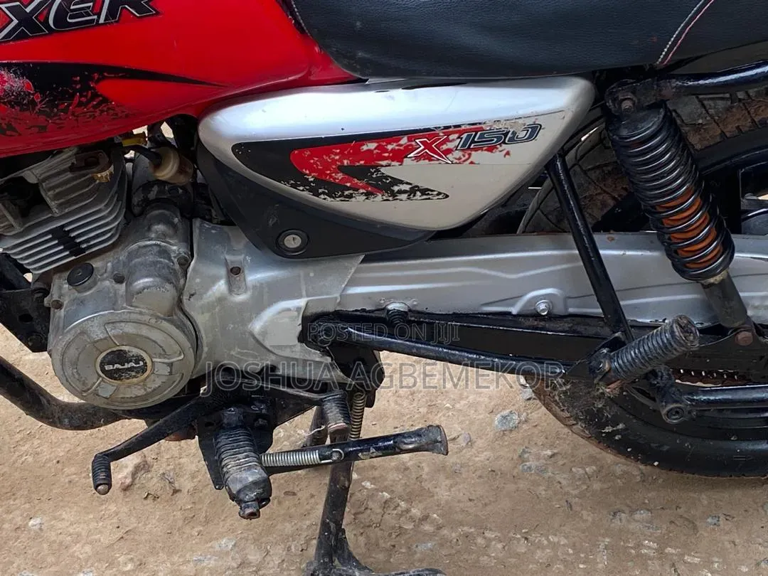 Bajaj Boxer 2020 Red