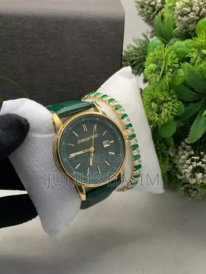 Audemars Piguet With Bracelet in Box