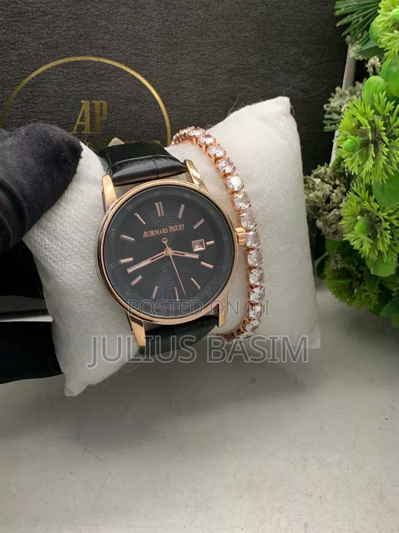 Audemars Piguet With Bracelet in Box