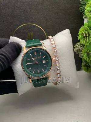 Ladies Audemars Piguet With Bracelet in Box