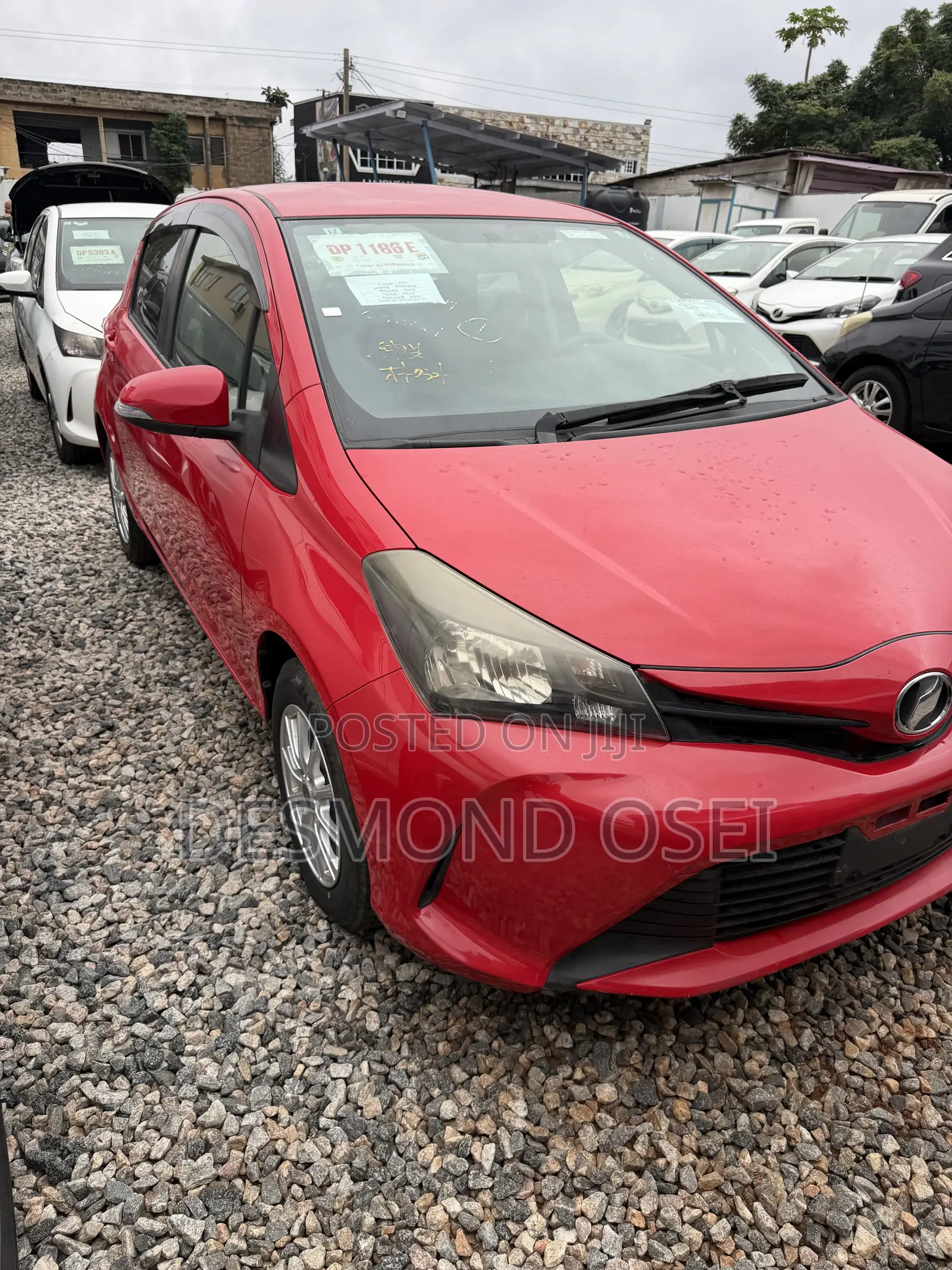 Toyota Vitz 1.5 FWD 3dr 2014 Red