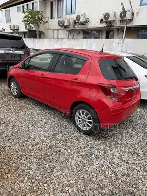 Toyota Vitz 1.5 FWD 3dr 2014 Red