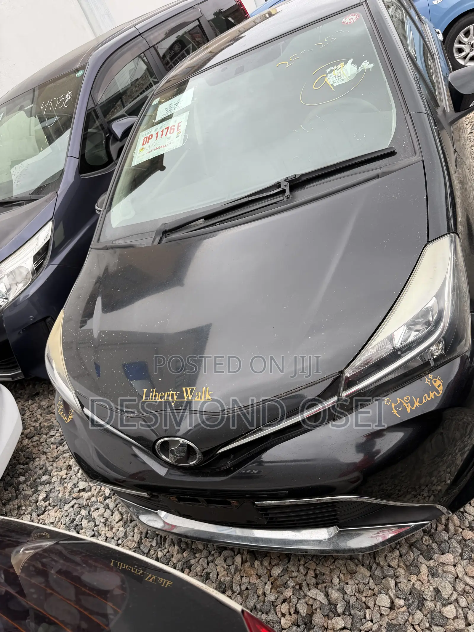 Toyota Vitz 1.5 FWD 5dr 2016 Black