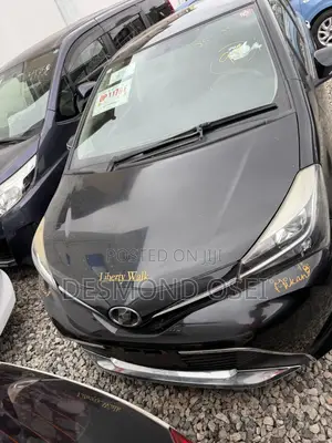 Toyota Vitz 1.5 FWD 5dr 2016 Black