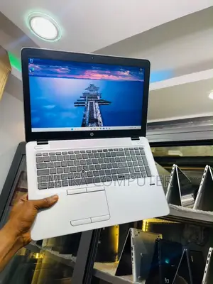 Laptop HP EliteBook 850 G4 16GB Intel Core i7 SSD 512GB