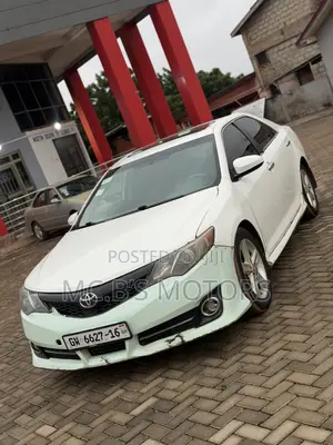 Toyota Camry 2013 White