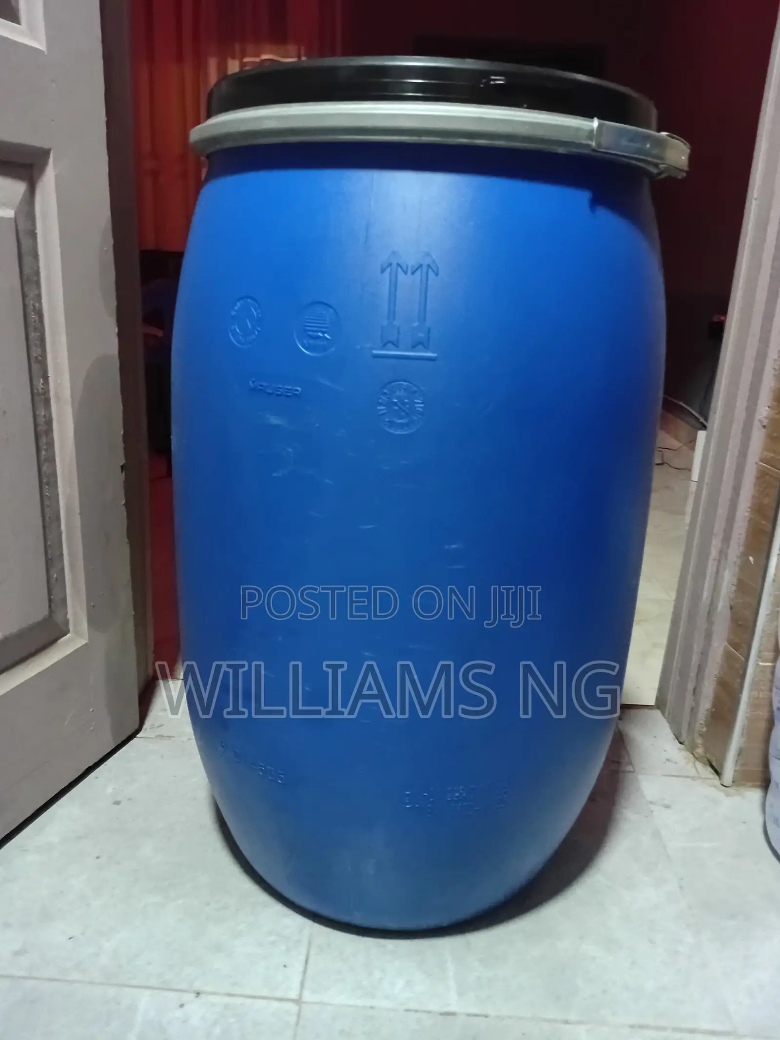 Clean 200L Blue Barrel With Lid / Metal Lock Ring