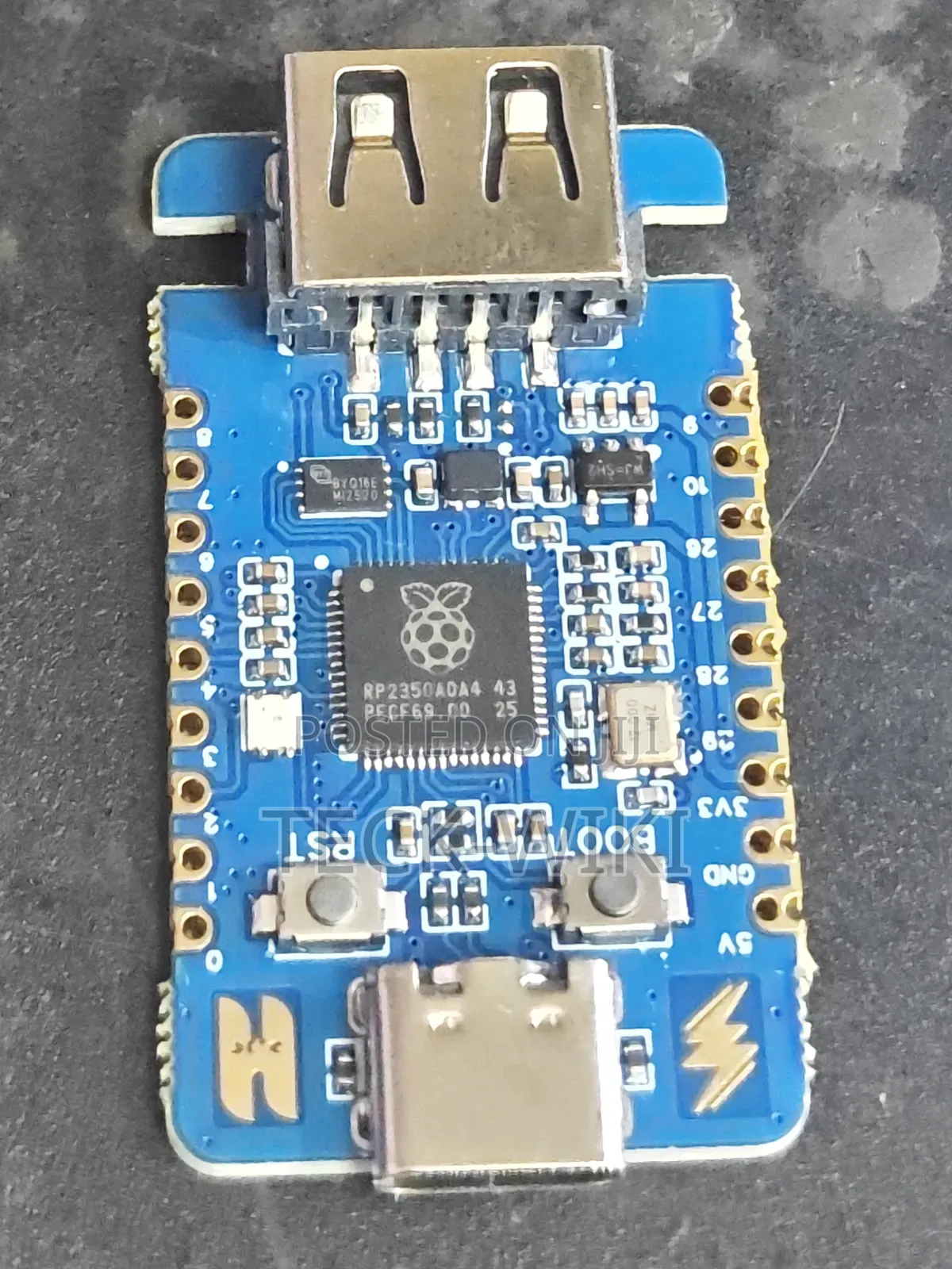 Waveshare 2350 USB a Pico 2