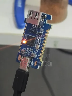 Waveshare 2350 USB a Pico 2